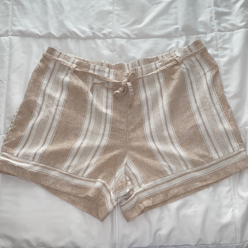 Soho Apparel Tan & White High Waist Striped Shorts